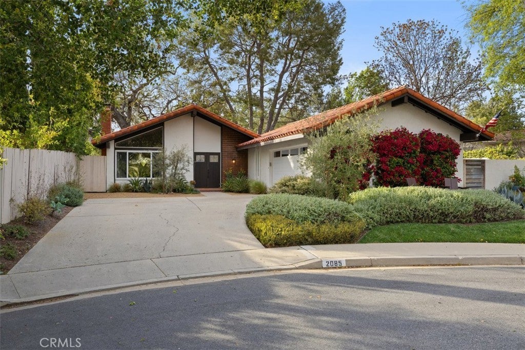 Photo of Listing #SR25071627