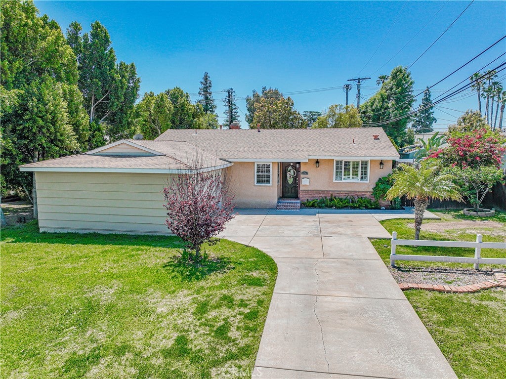 Photo of Listing #SR25072186