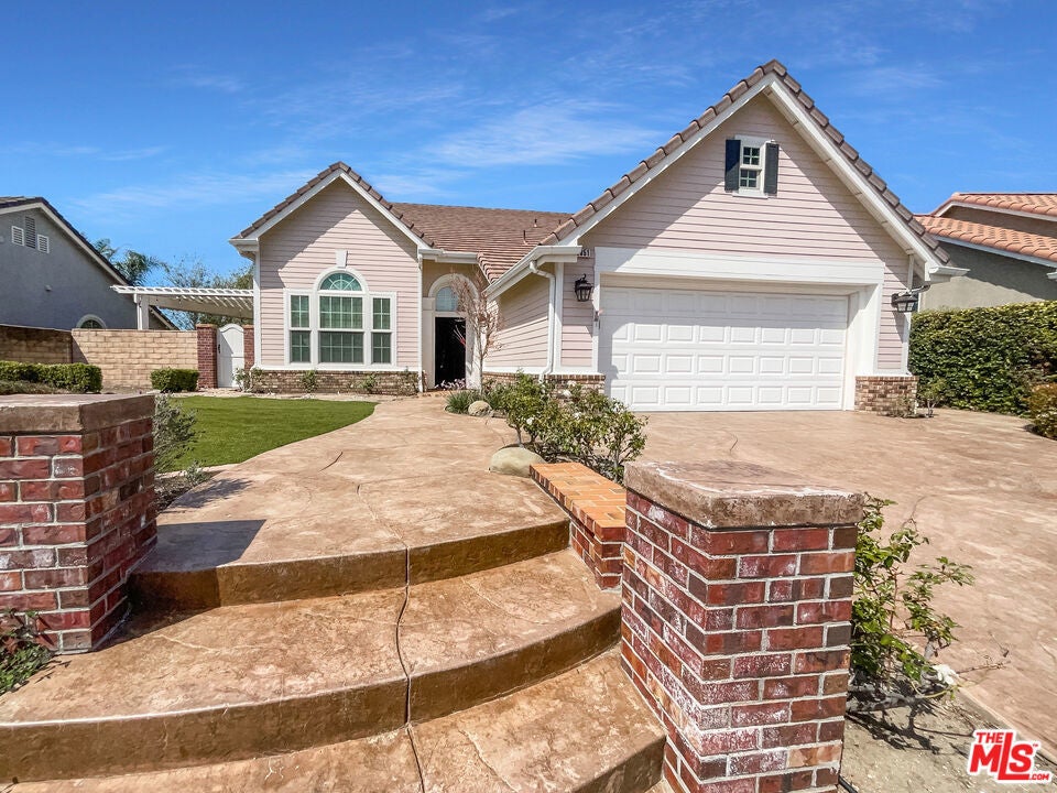 Photo of Listing #25520621