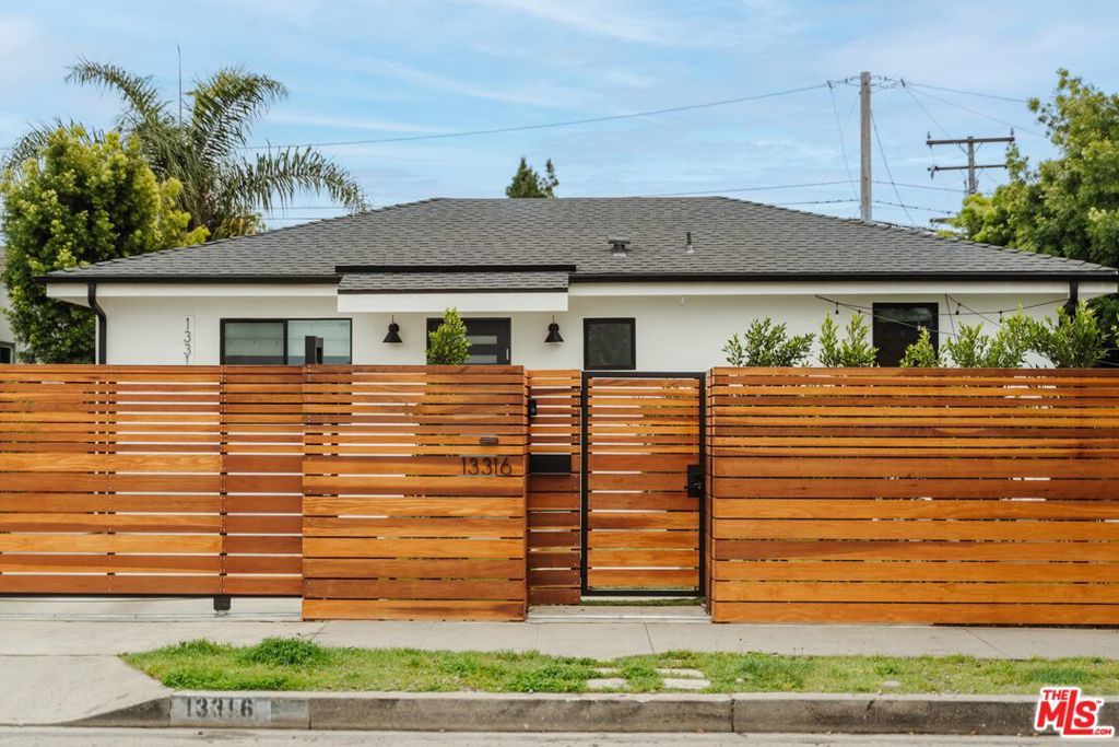 Photo of Listing #25519831