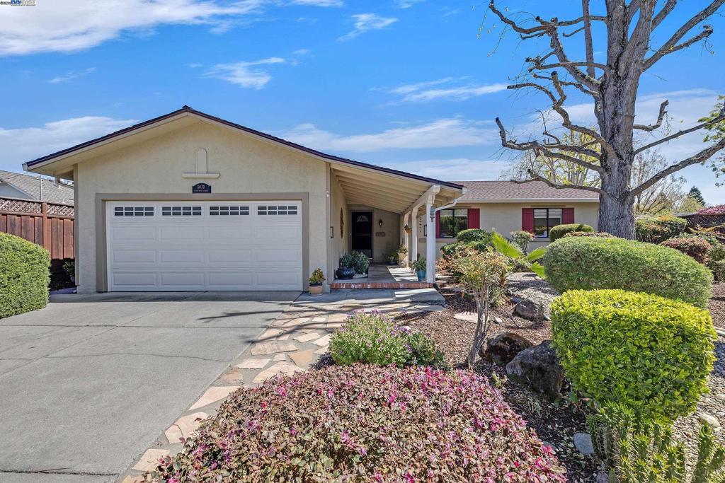 Photo of Listing #41091945