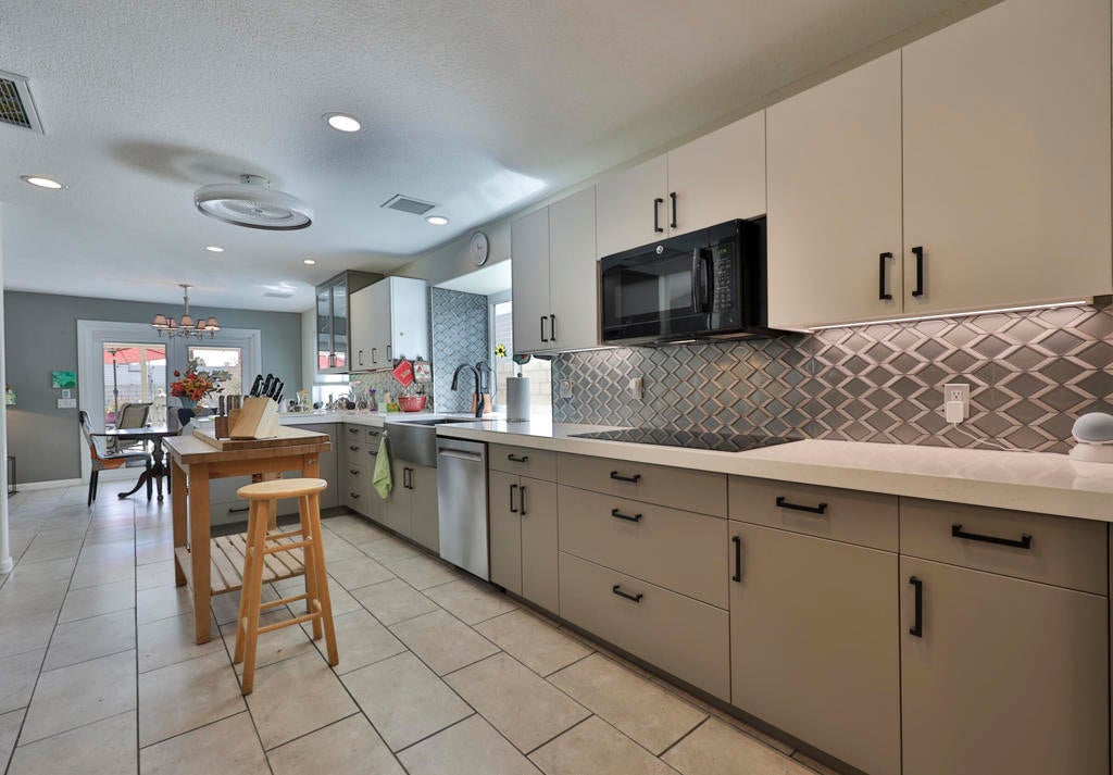 Photo of Listing #219127790PS