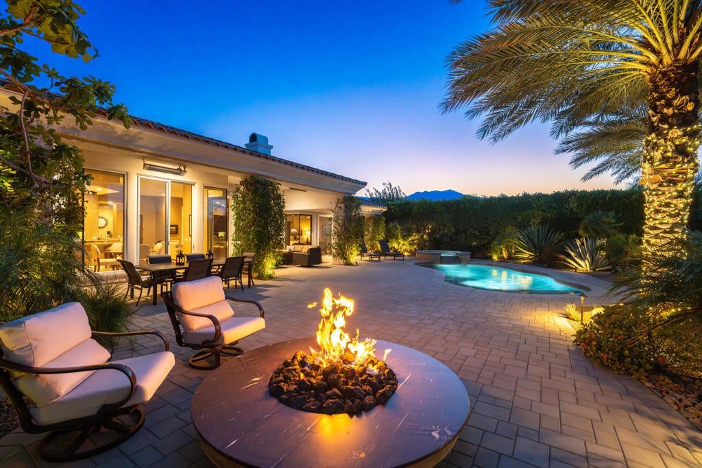 Photo of Listing #219127792DA