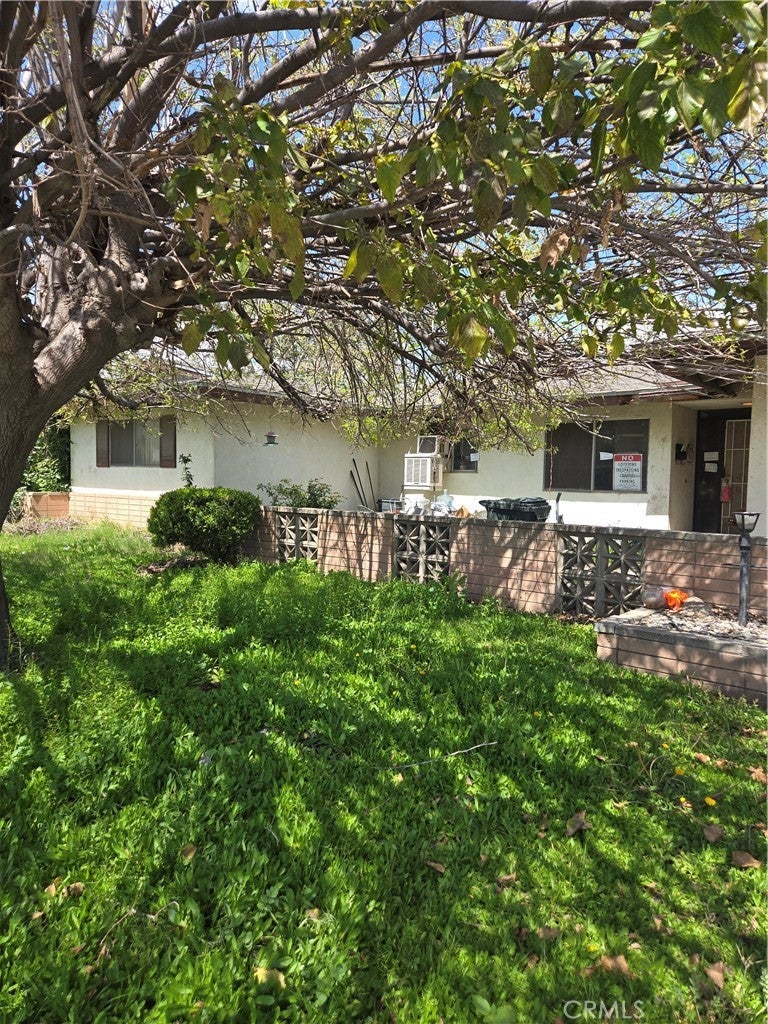 Photo of Listing #IV25073355