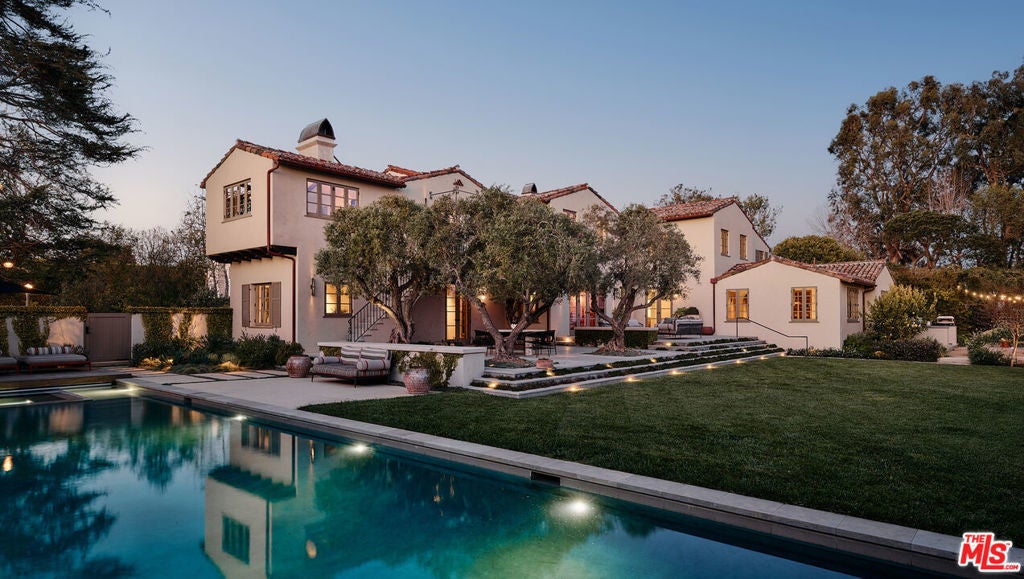 Photo of Listing #25516923