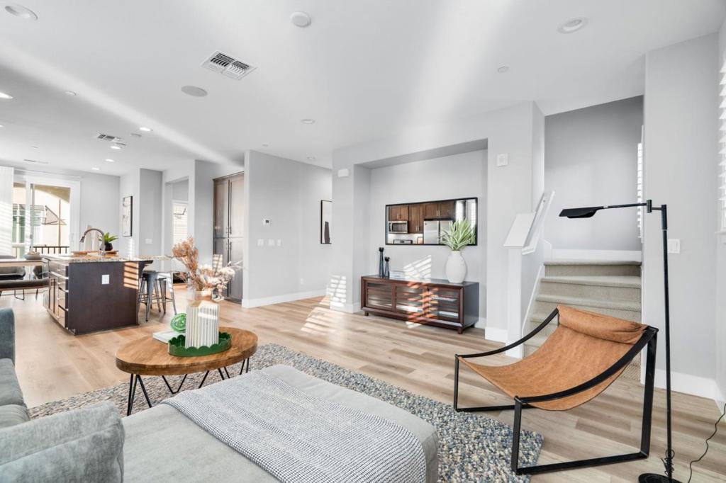 Photo of Listing #ML82000937