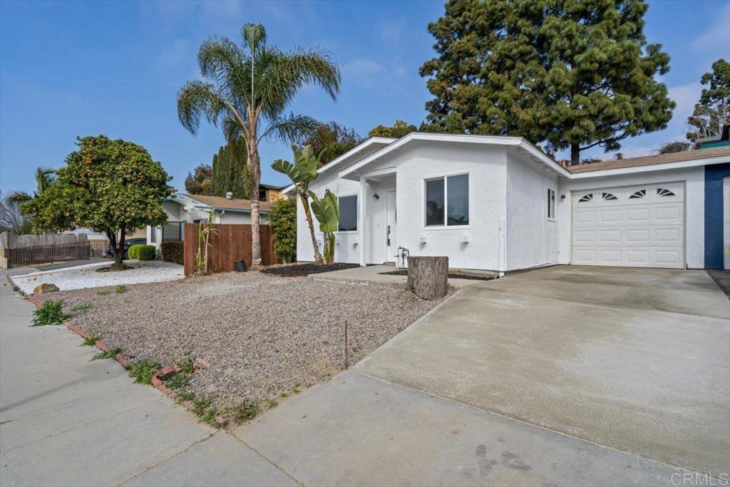 Photo of Listing #PTP2502397