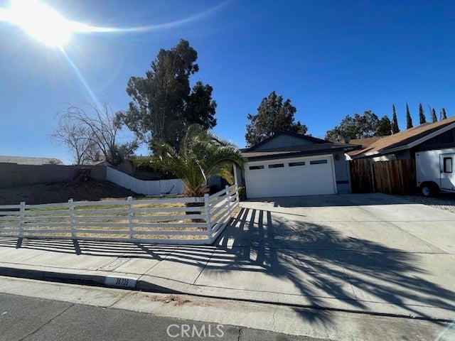 Photo of Listing #DW25073313