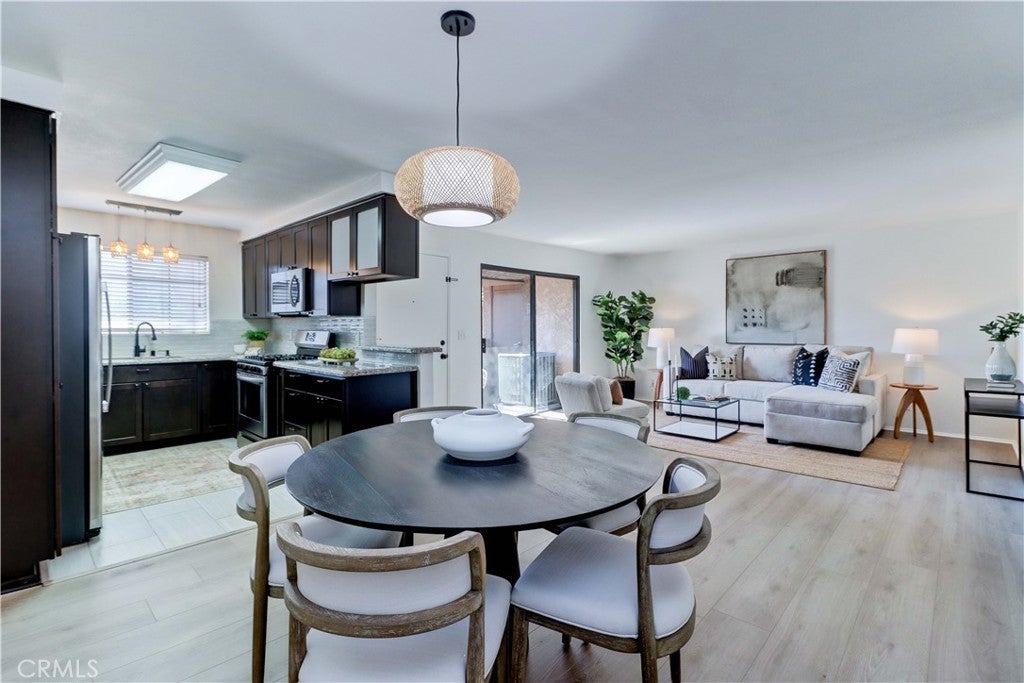 Photo of Listing #PW25058193