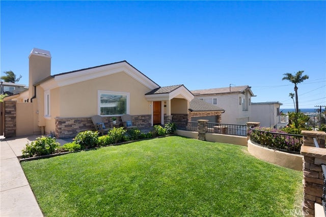 668 Longfellow Avenue, Hermosa Beach.