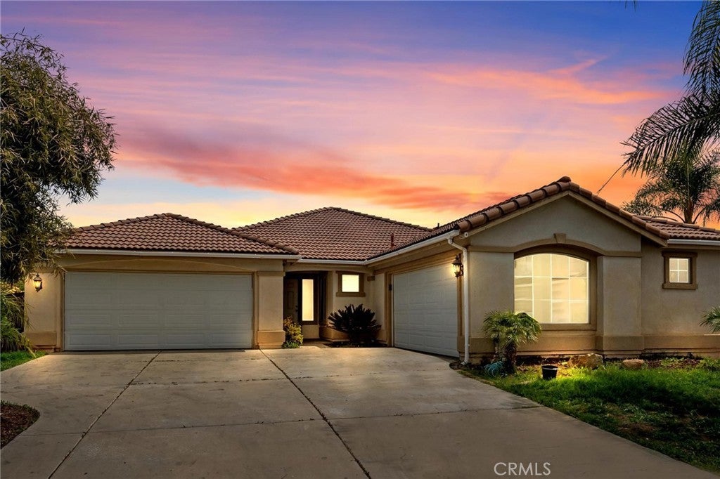 Photo of Listing #IV25073741