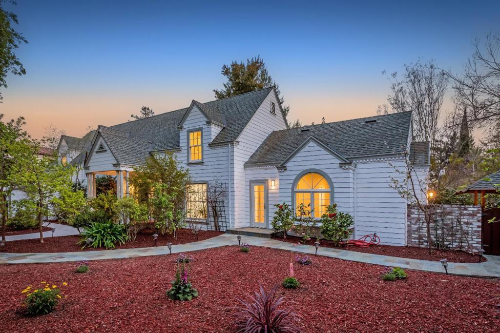 Photo of Listing #ML82001001