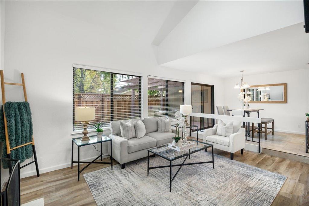 Photo of Listing #ML82001002