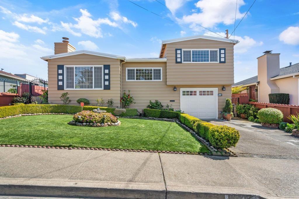 Photo of Listing #ML82001006