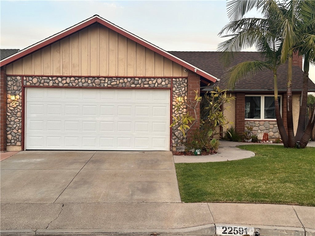 Photo of Listing #OC25069178