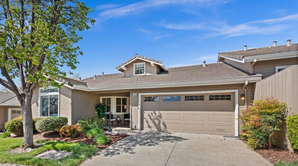 Photo of Listing #ML82001050