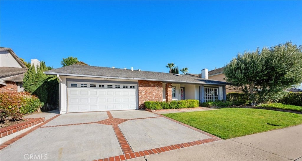 Photo of Listing #OC25069600