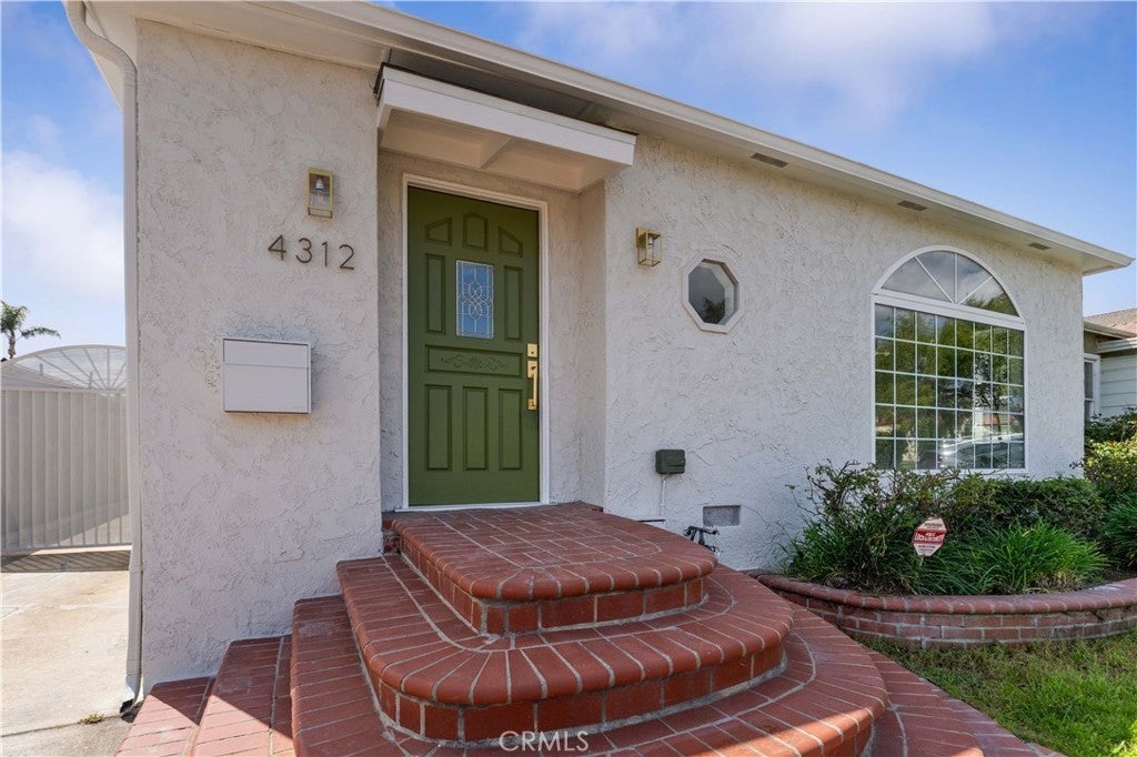 Photo of Listing #PW25064451