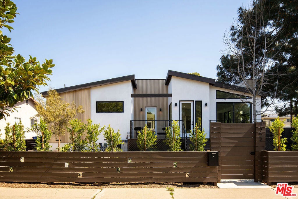 Photo of Listing #25521141