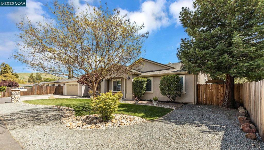 Photo of Listing #41092135