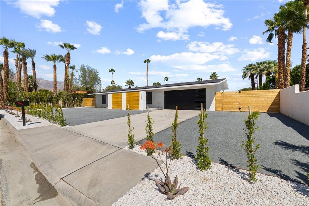 Photo of Listing #OC25071941