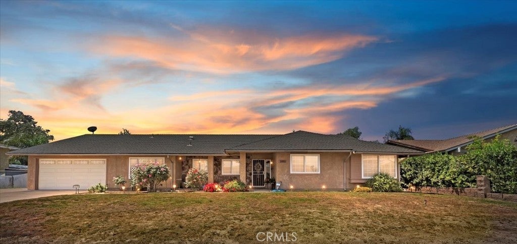 Photo of Listing #IV25073956