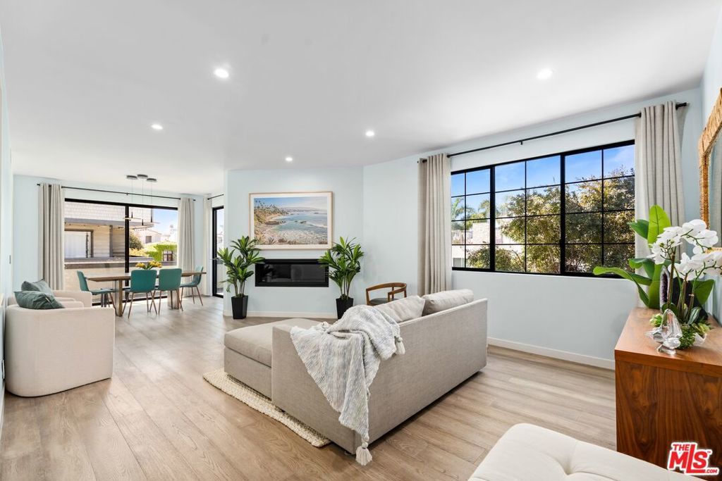 Photo of Listing #25515691