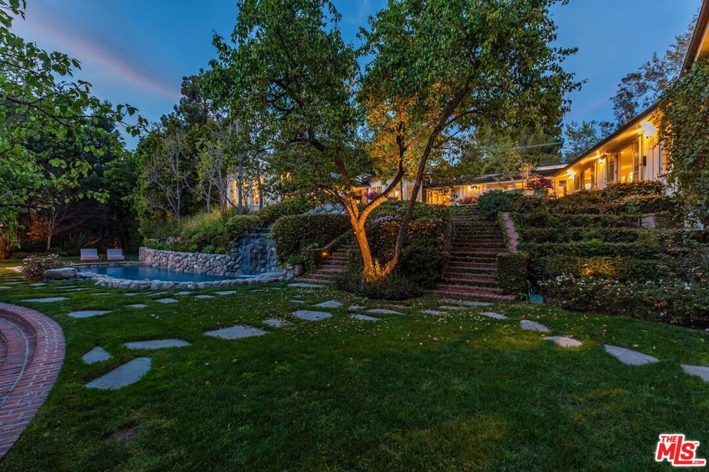 Photo of Listing #25516131