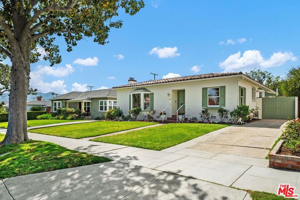 Photo of Listing #25521295