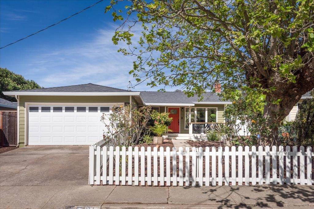 Photo of Listing #ML82001182