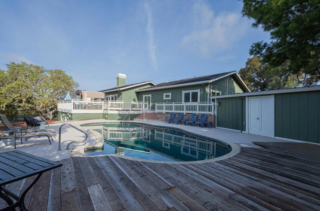 Photo of Listing #ML81996145