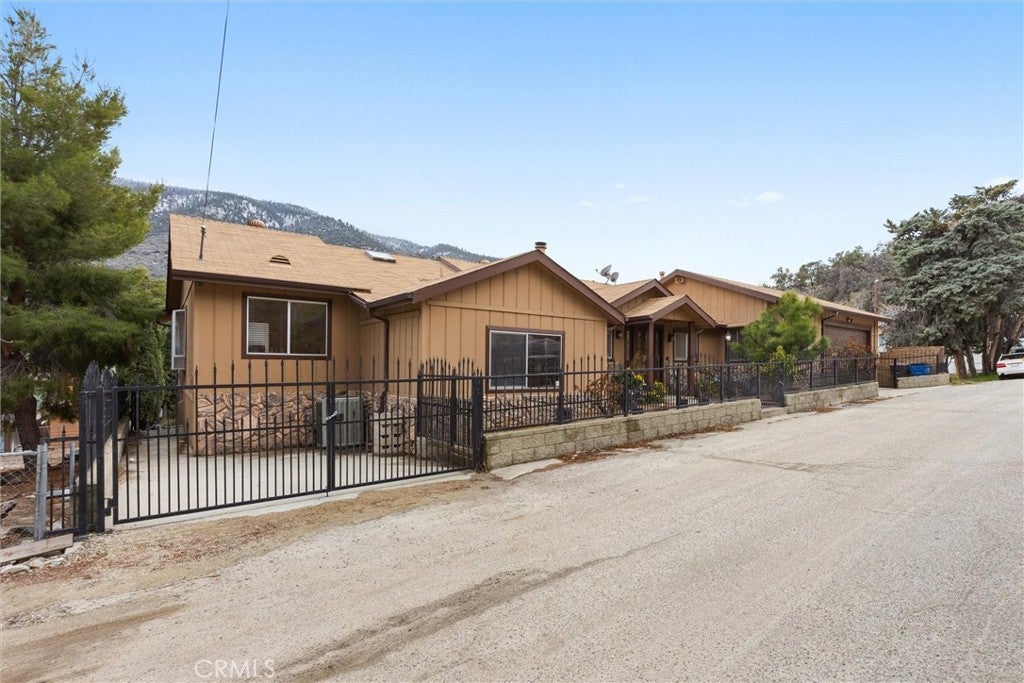 Photo of Listing #SR25074618