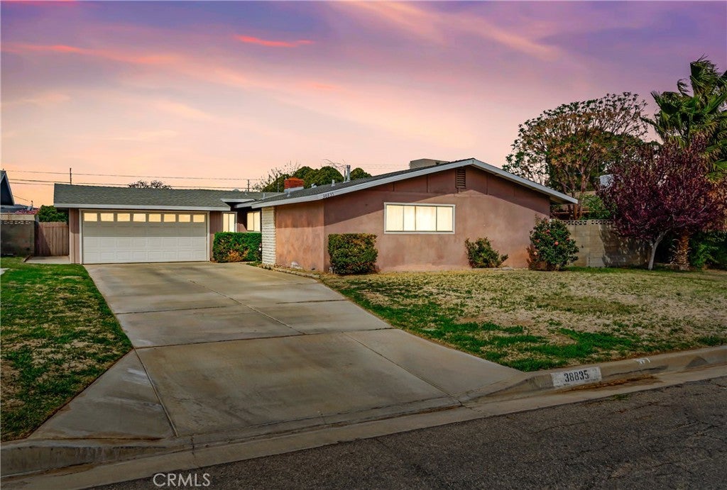 Photo of Listing #SR25074635