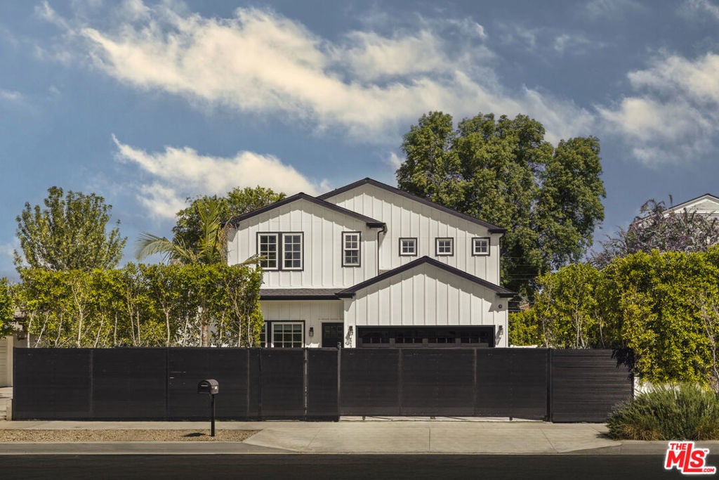 Photo of Listing #25521385