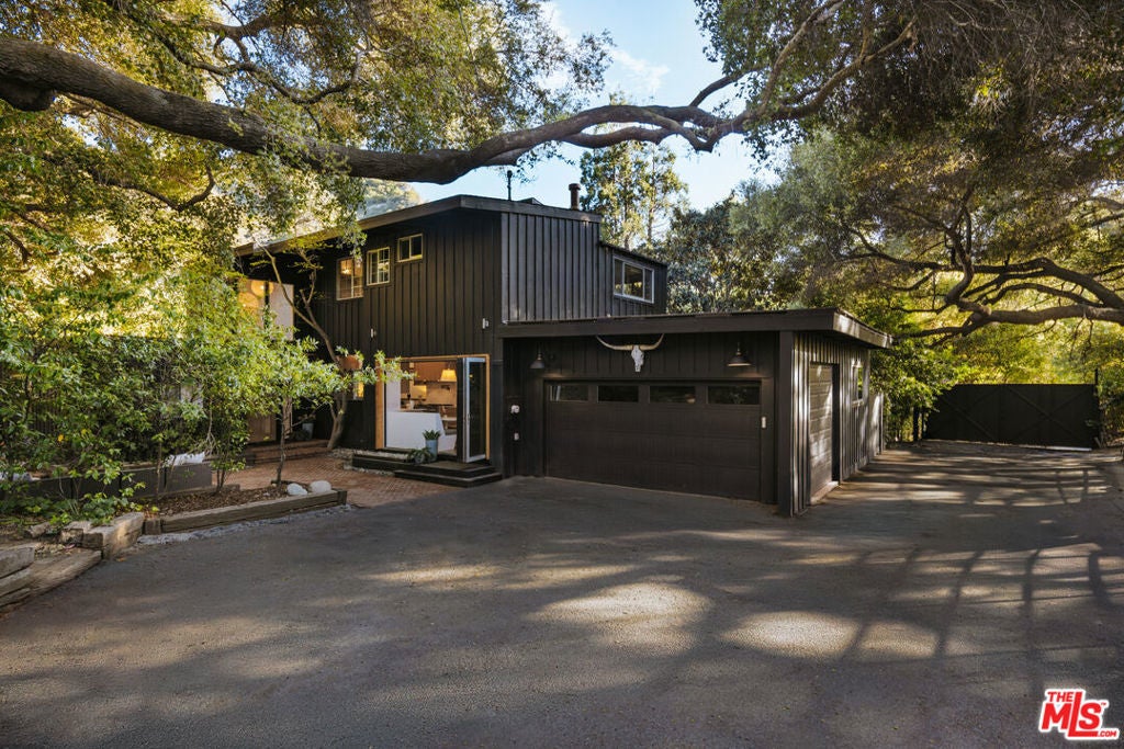 Photo of Listing #25521431