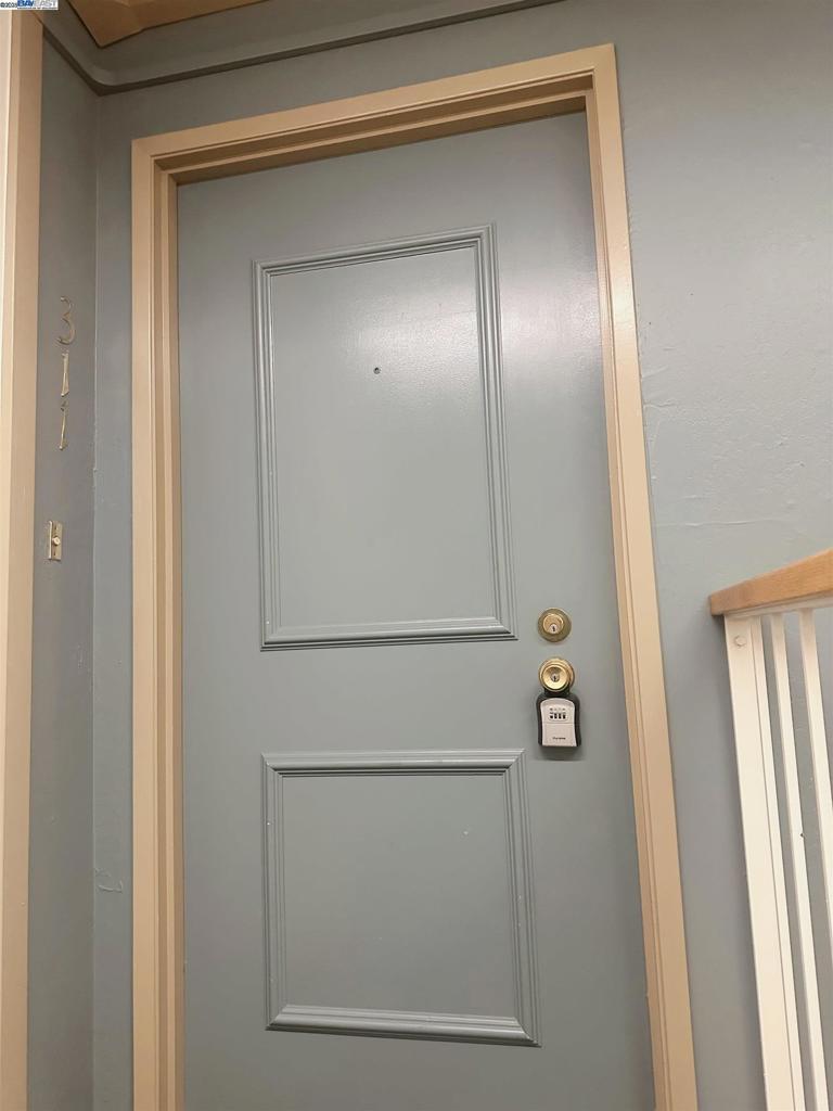 Photo of Listing #41092271