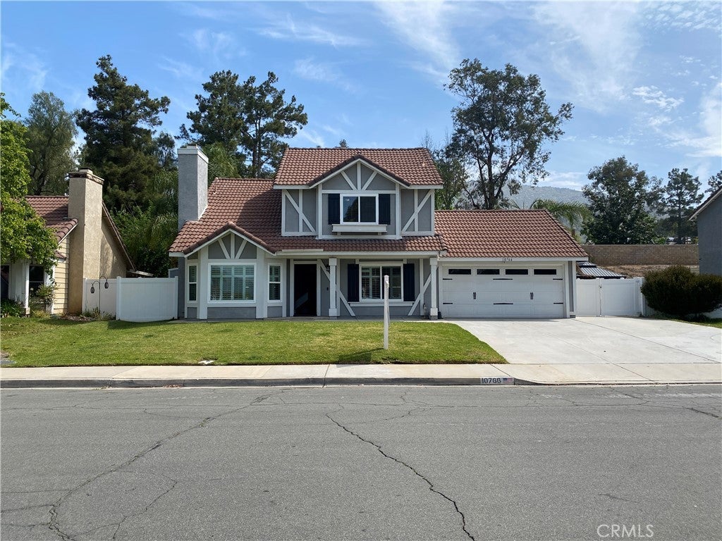 Photo of Listing #IV25072105