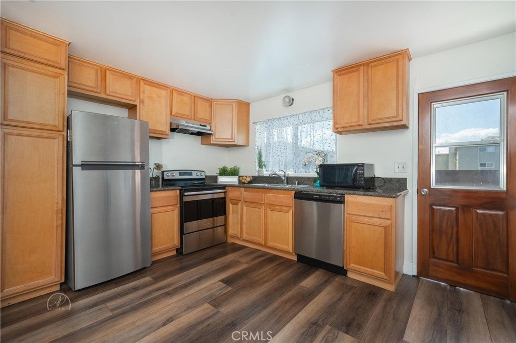 Photo of Listing #SR25075401