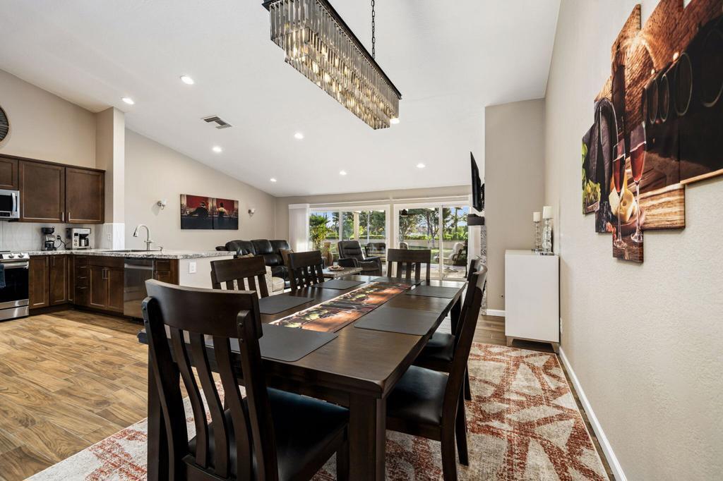 Photo of Listing #219128000DA