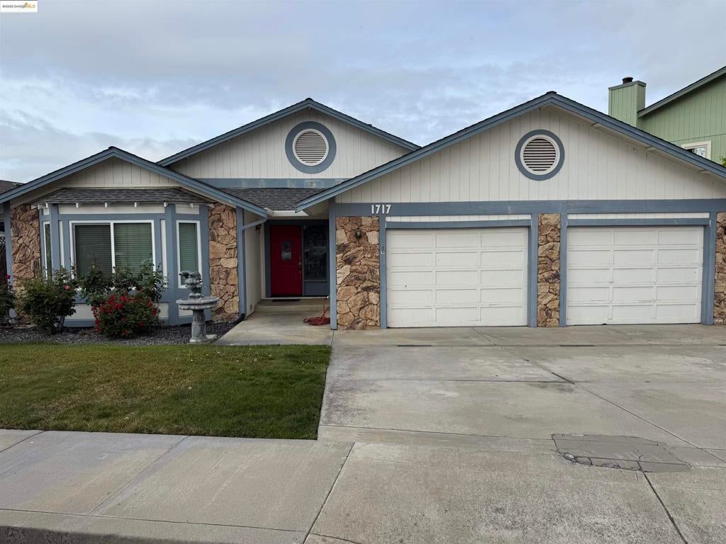 Photo of Listing #41092399