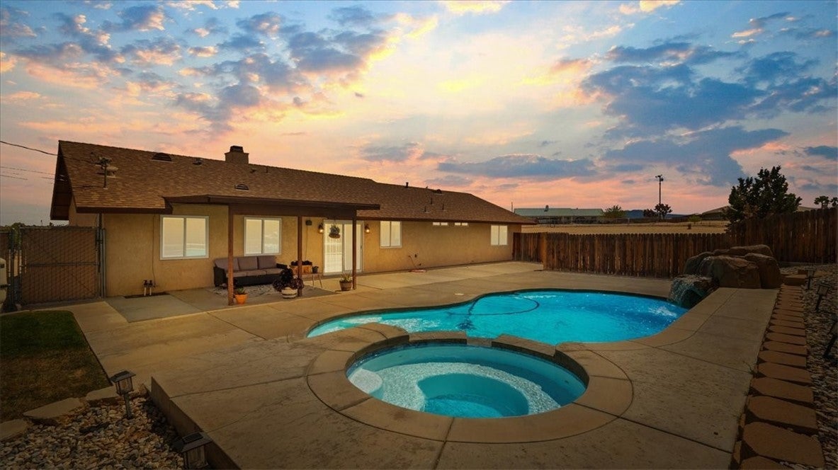 Photo of Listing #CV25076339