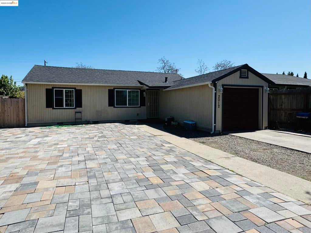 Photo of Listing #41092454