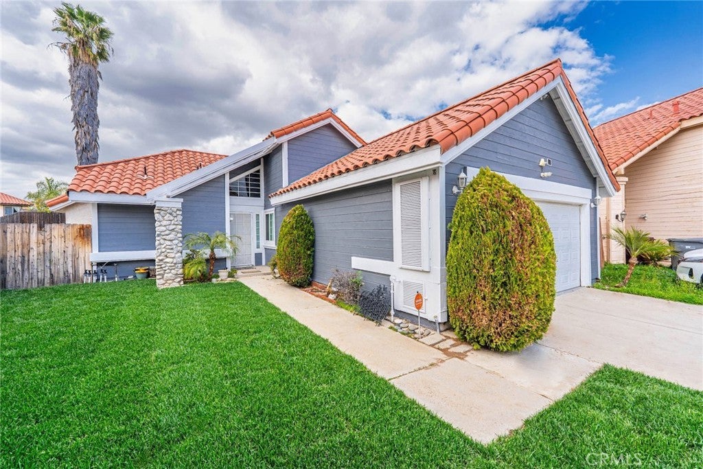 Photo of Listing #PW25076418