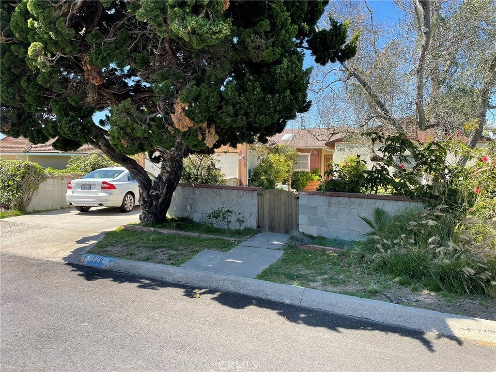 Photo of Listing #SB25076450