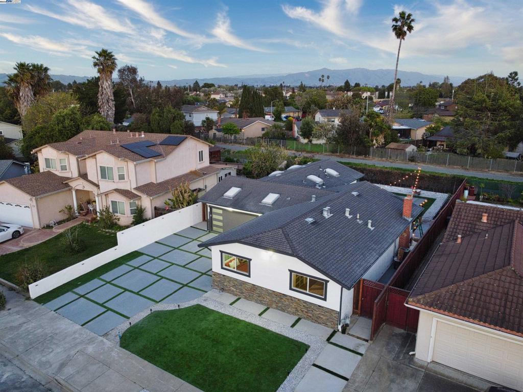 Photo of Listing #41092463