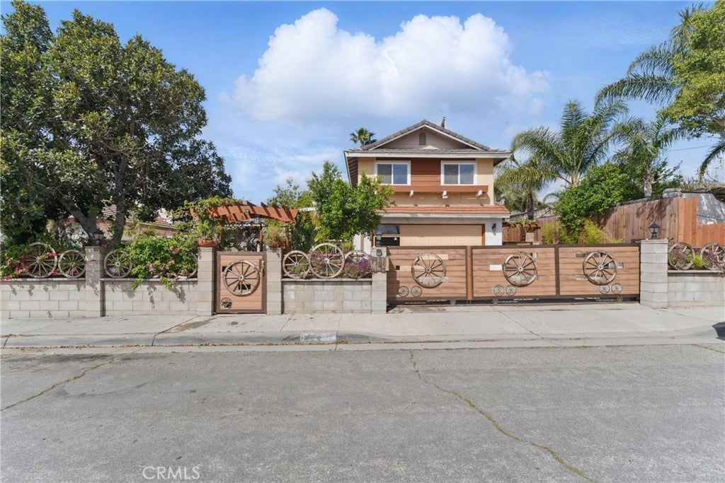 Photo of Listing #HD25076640