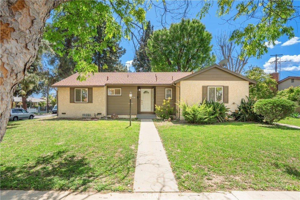 Photo of Listing #SR25074153