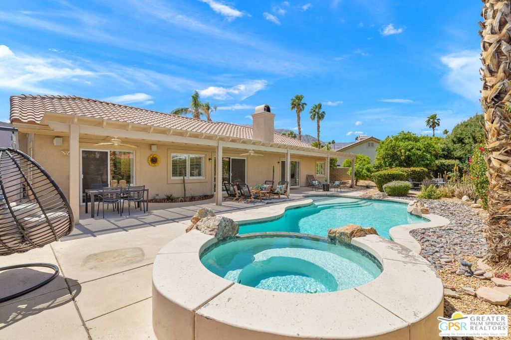 16 White Sun Way, Rancho Mirage