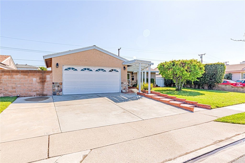 Photo of Listing #PW25076953