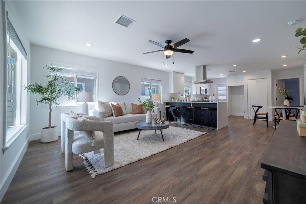 Photo of Listing #RS25076996